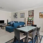 \'Vibrant City Gem\' Stylish Retreat For Work And Play